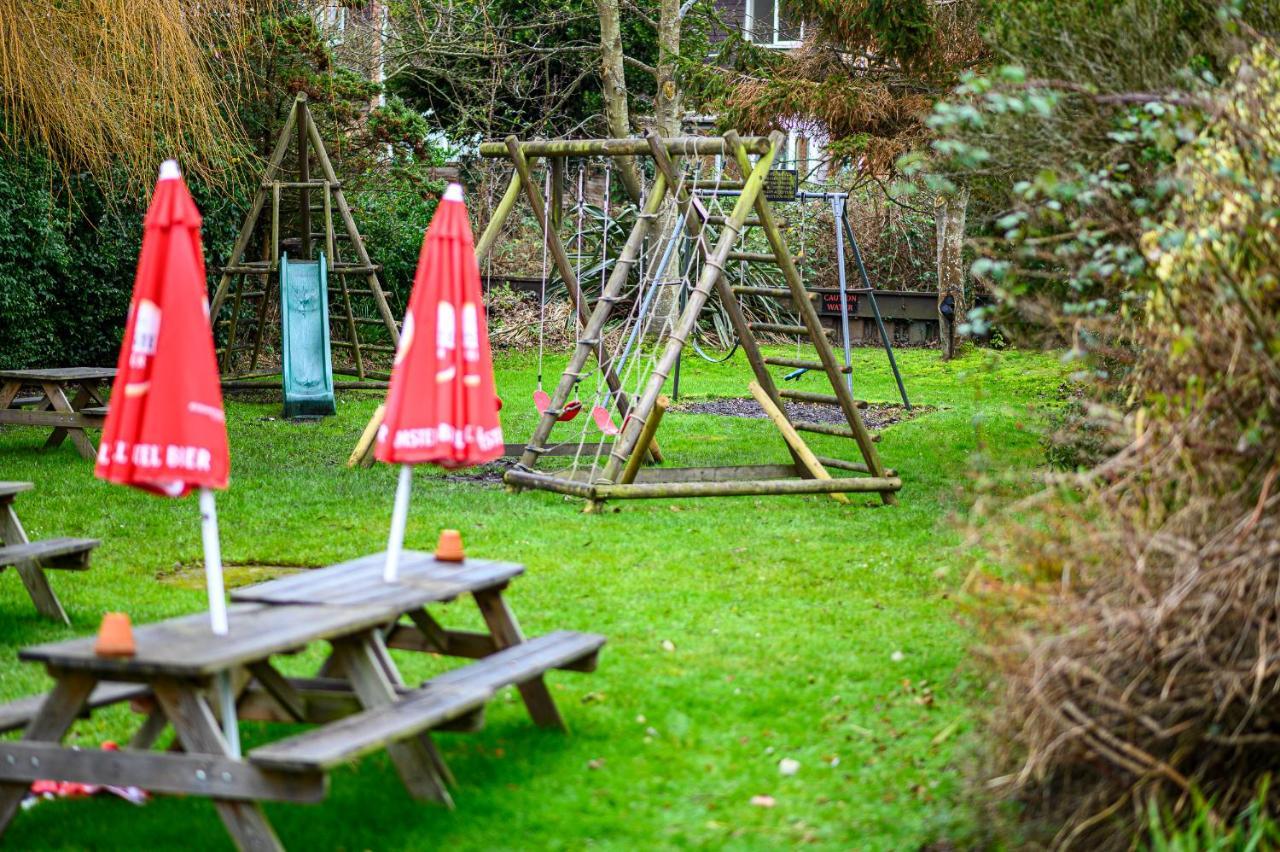 The Lazy Lion Bed and Breakfast Milford on Sea Eksteriør billede